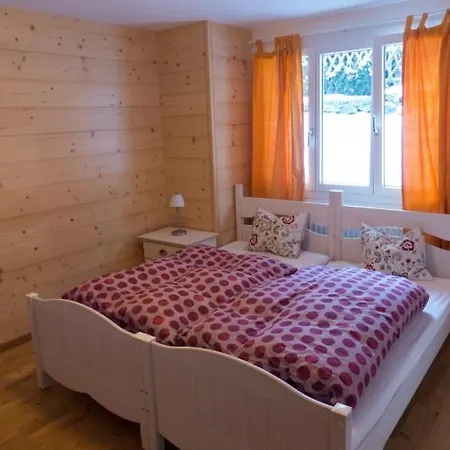 Sleeps 6 Wifi